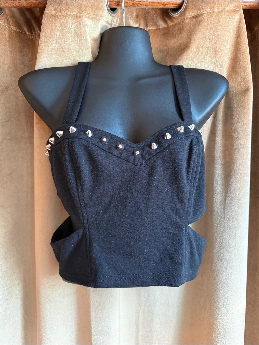 Black Studded Sweetheart Crop Top Sz L